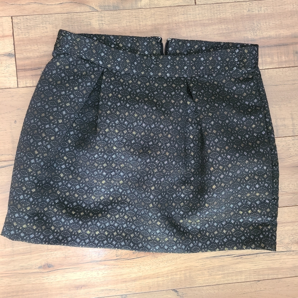 Black, gold and silver skirt size 4